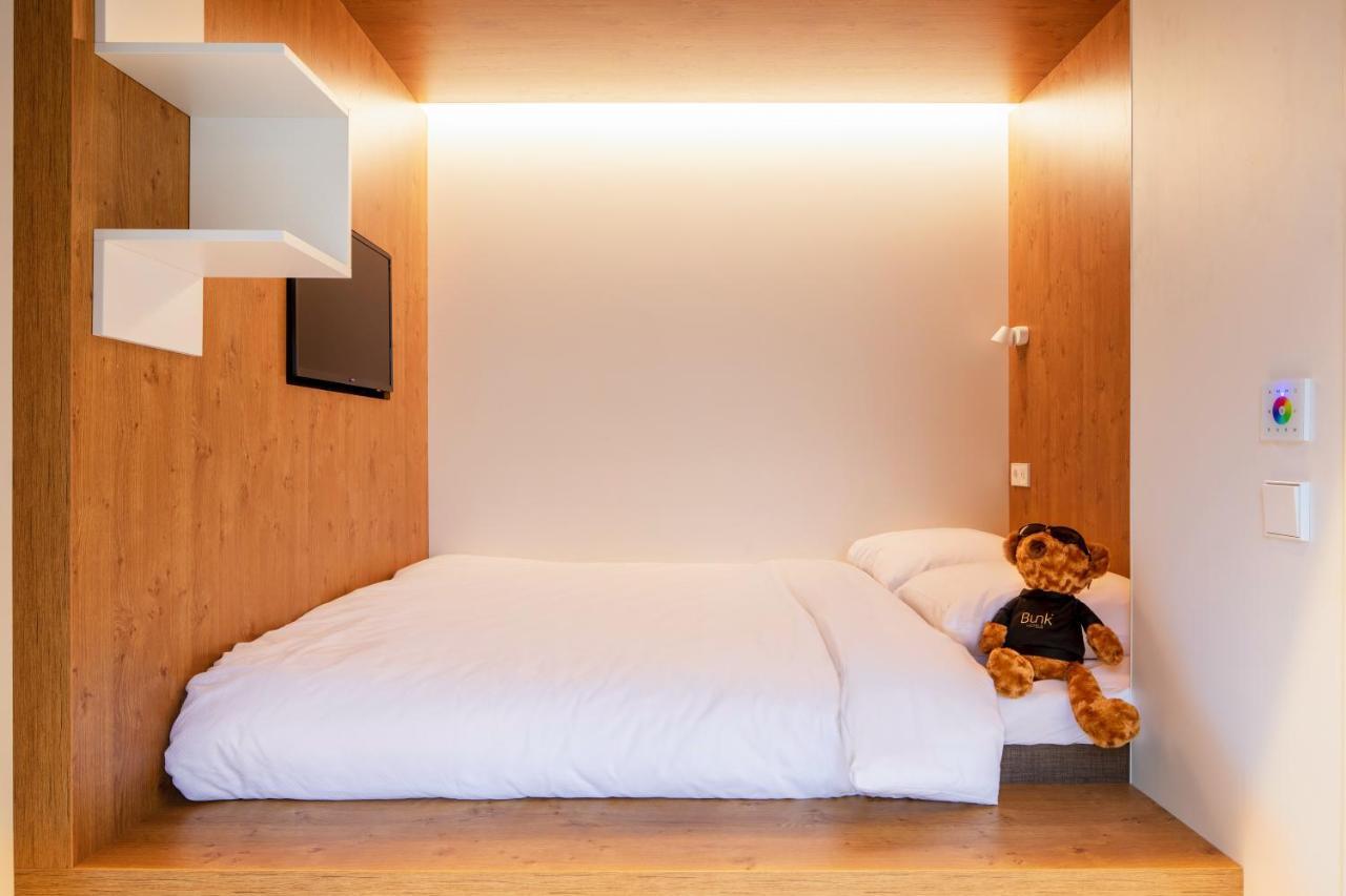Bunk Hotel Amsterdam Exterior photo